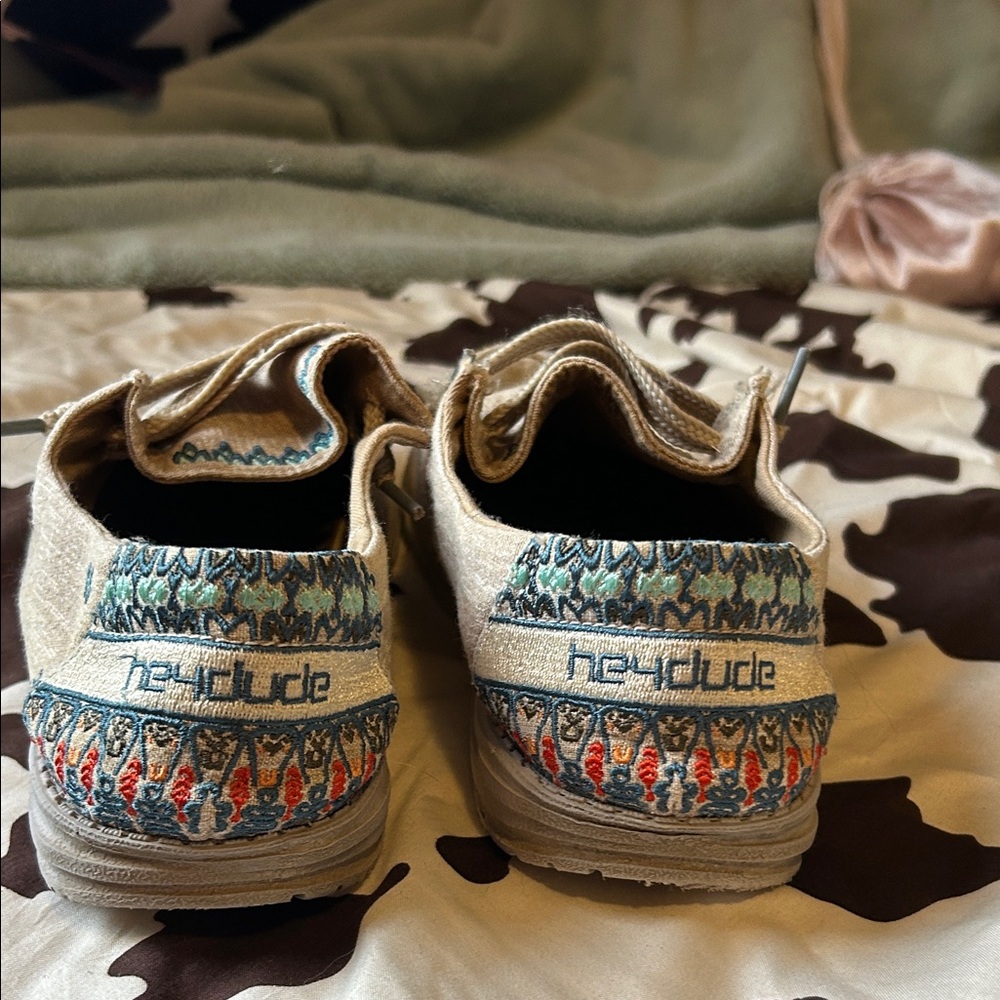 Hey Dude womens Moccasins with Colorful Embroidery